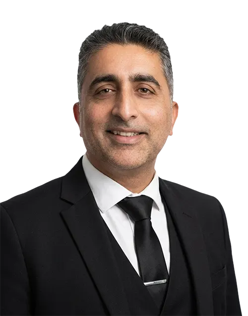 DrNabeel-Moosa-Orthopaedic-Surgeon-Juohannesburg-Suit.webp